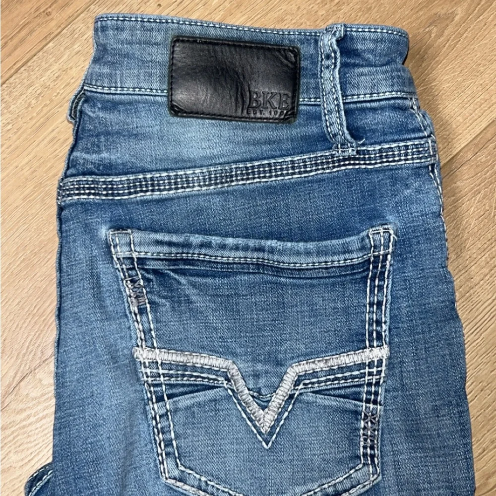 BKE Men's Classic Blue Slim Straight 32/34 Jeans - Picture 1 of 4